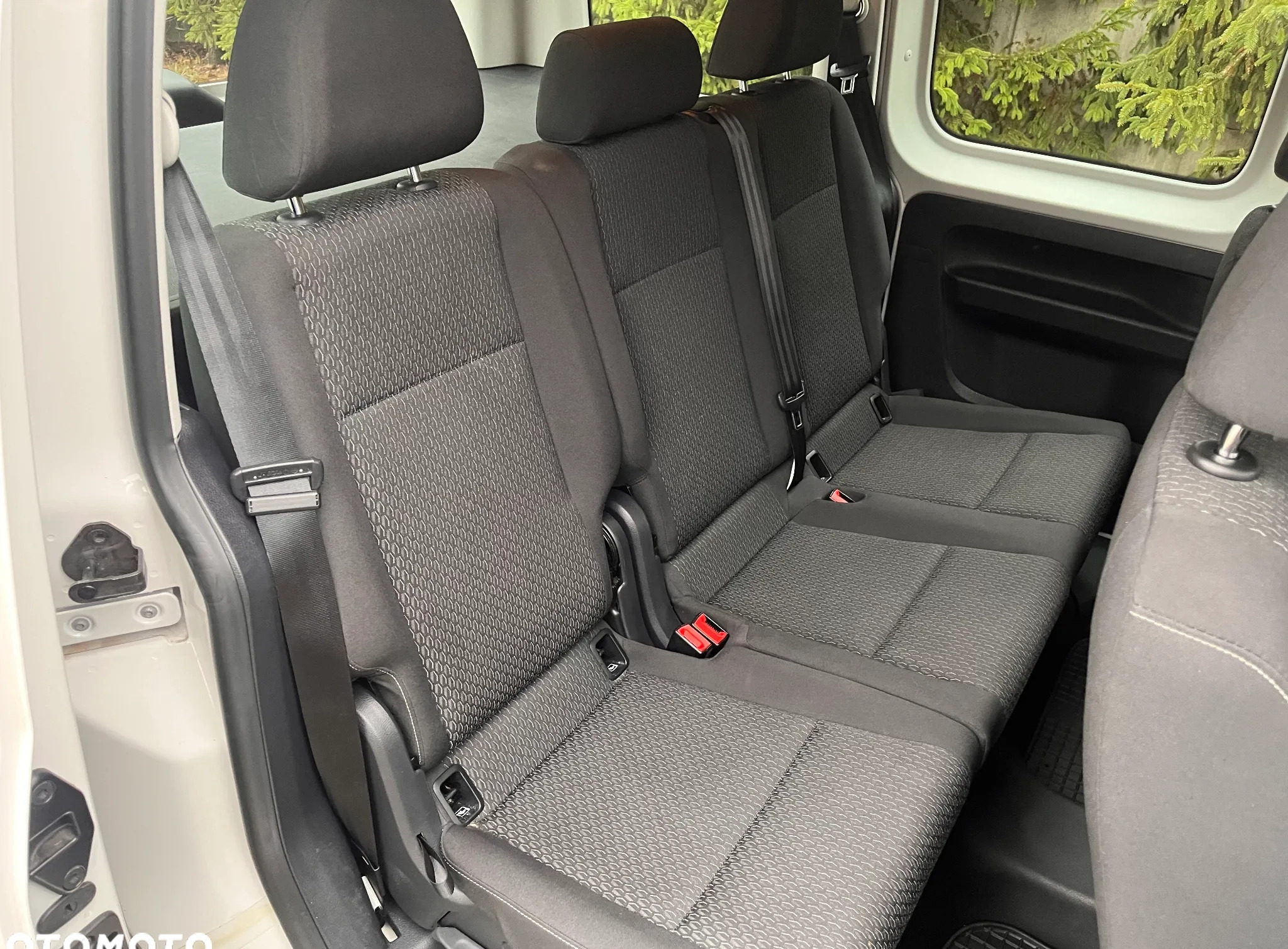 Volkswagen Caddy cena 59890 przebieg: 142000, rok produkcji 2019 z Choszczno małe 232